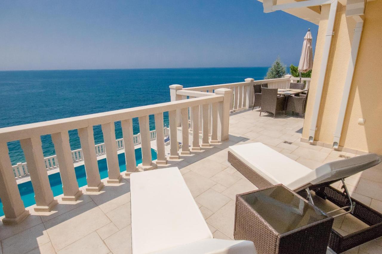 Luxury Villa Alena Утьеха Экстерьер фото